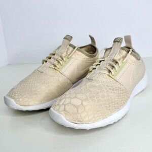 Women's Nike Athletic‎ Shoes Model #862335-100JV Tan Size 8 Sneakers